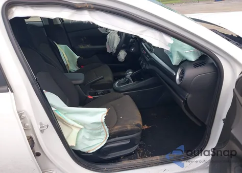 2024 Kia Forte Lxs из США, поврежденный, VIN 3KPF24AD4RE774589